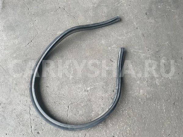 Уплотнитель жабо Volkswagen Polo 1,6 мкпп Volkswagen Polo оригинальный номер 6R0823723C