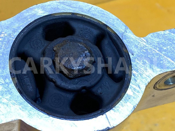 Рычаг передний нижний левый Skoda Octavia II (2004—2009) Skoda Octavia оригинальный номер 1K0407151T