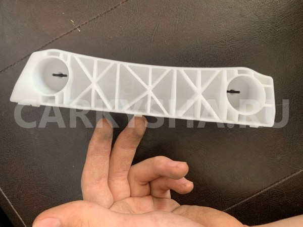 Кронштейн переднего бампера правый Альмера G15 Nissan Almera оригинальный номер 62222EW800