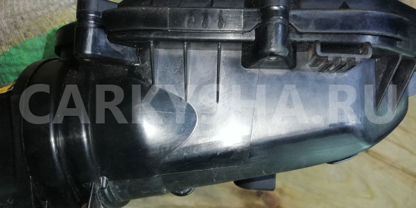 Корпус воздушного фильтра левый GLSGLE166 M276 Mercedes-Benz GLE оригинальный номер A2760903701