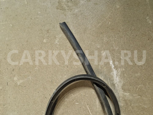 Уплотнитель двери задний правый нижний Polo 09-20 Volkswagen Polo оригинальный номер 6RU839698A