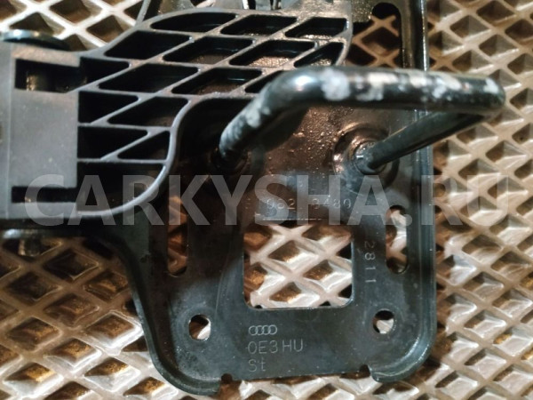 Замок капота Audi A4 B8 A5 8T Audi 200 оригинальный номер 8t0823480