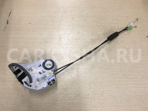 Замок двери задней левой Toyota Hilux VIII – пикап двойная кабина оригинальный номер 69060-0K120