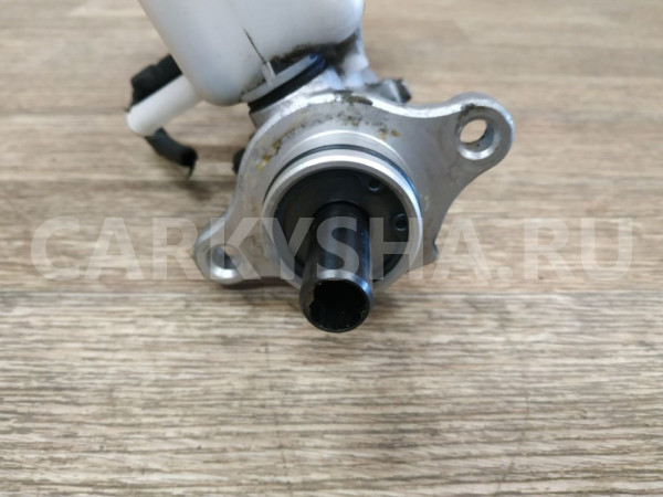 Цилиндр главный тормозной Hyundai ix35 оригинальный номер 585102S920