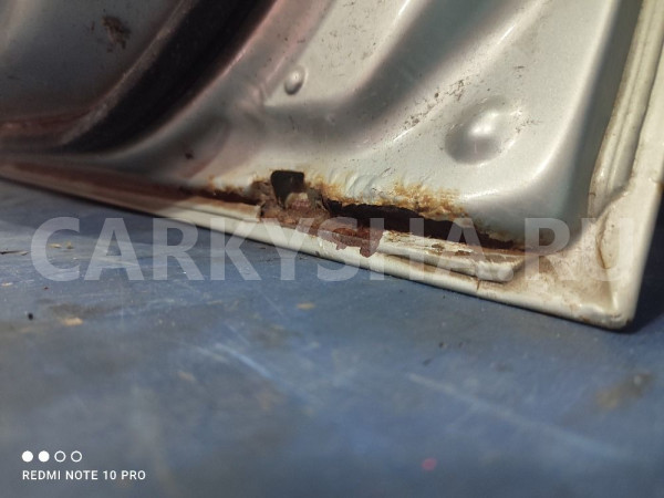 Передняя правая дверь Ssangyong Rexton Ssang Yong Rexton оригинальный номер 6200408005