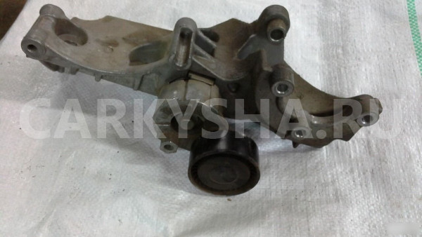 Кронштейн генератора Рено Дастер1.6 Renault Duster Renault 20 оригинальный номер 8200669494