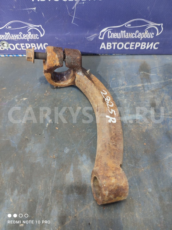 Кронштейн амортизатора правый SsangYong Kyron Ssang Yong Kyron оригинальный номер 4432609001