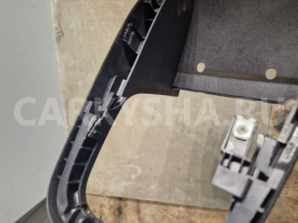 Накладка консоли кулисы Volkswagen Polo 5 Volkswagen Polo оригинальный номер 6RU863680B